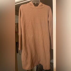 ??Mystery Brand?? EXTRA WARM Beige Hooded Sweater Dress
